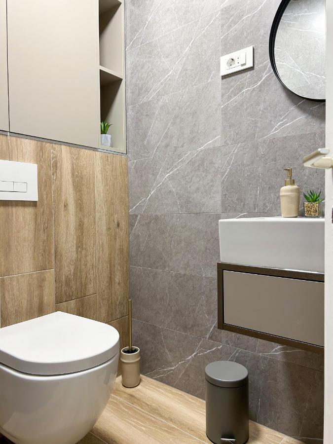 Apartments Saraden Vodice Bagian luar foto
