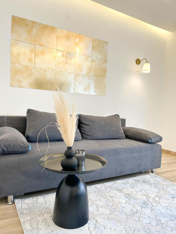 Apartments Saraden Vodice Bagian luar foto
