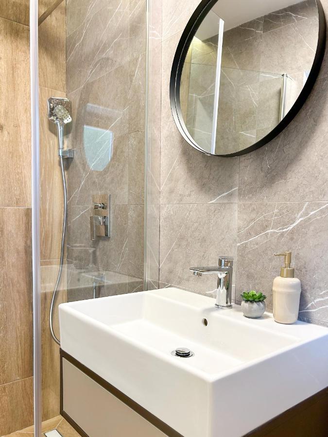 Apartments Saraden Vodice Bagian luar foto