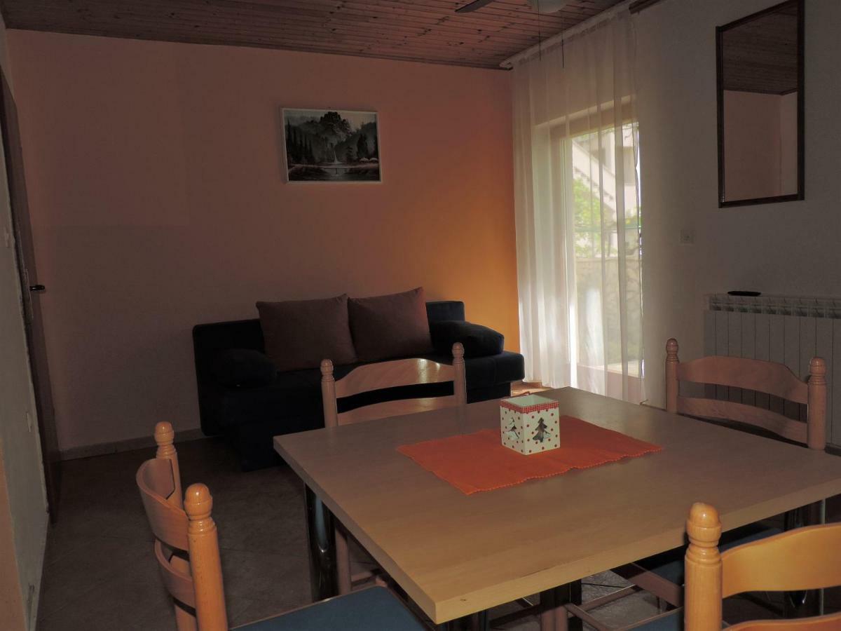 Apartments Saraden Vodice Bagian luar foto