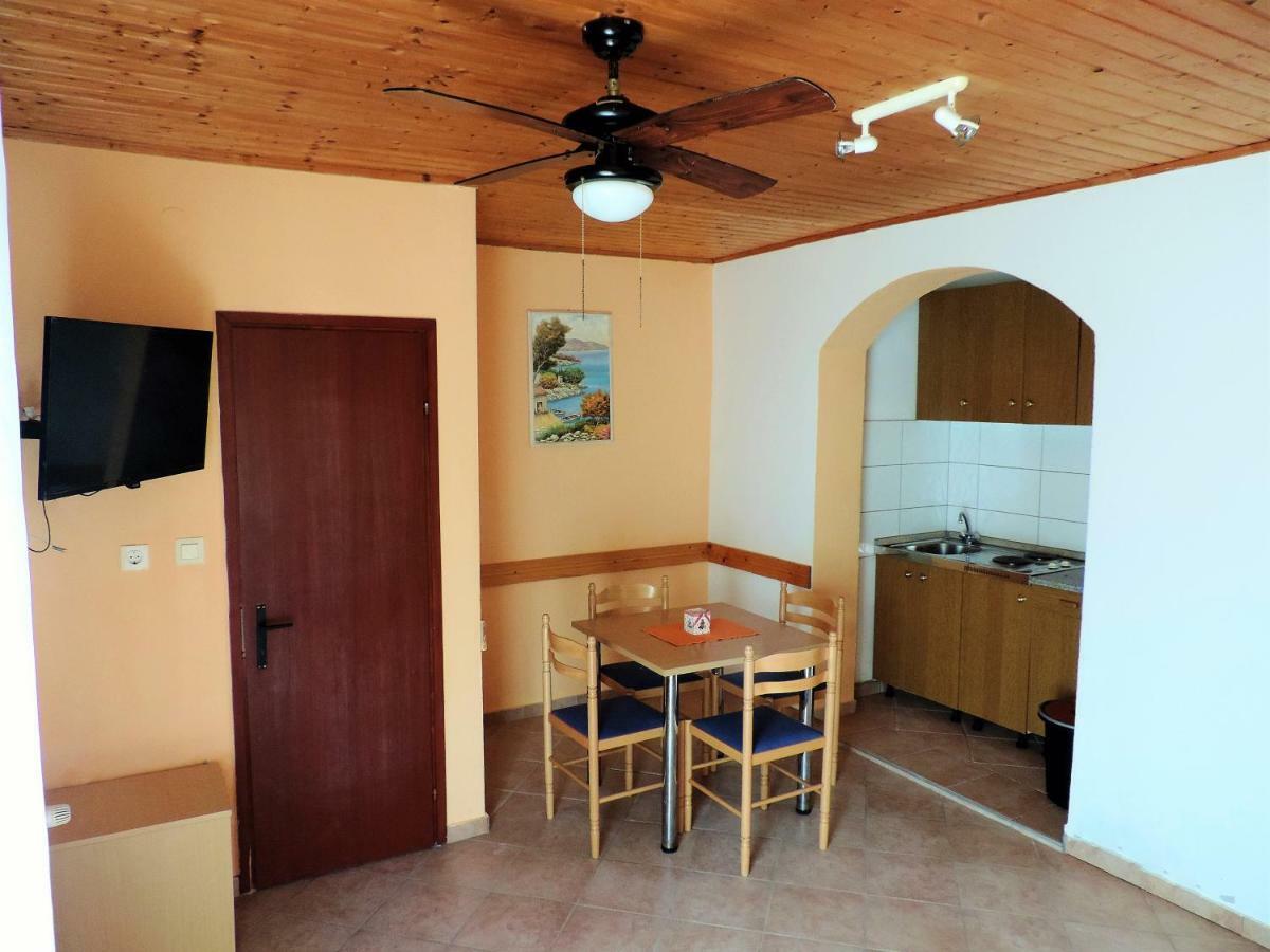 Apartments Saraden Vodice Bagian luar foto